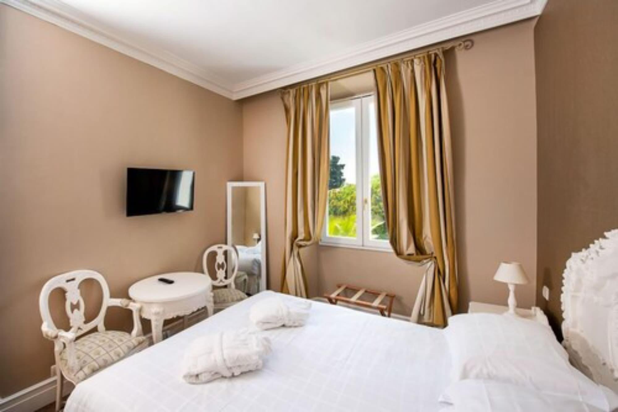 Hotel Chateau De La Tour Cannes Kültér fotó